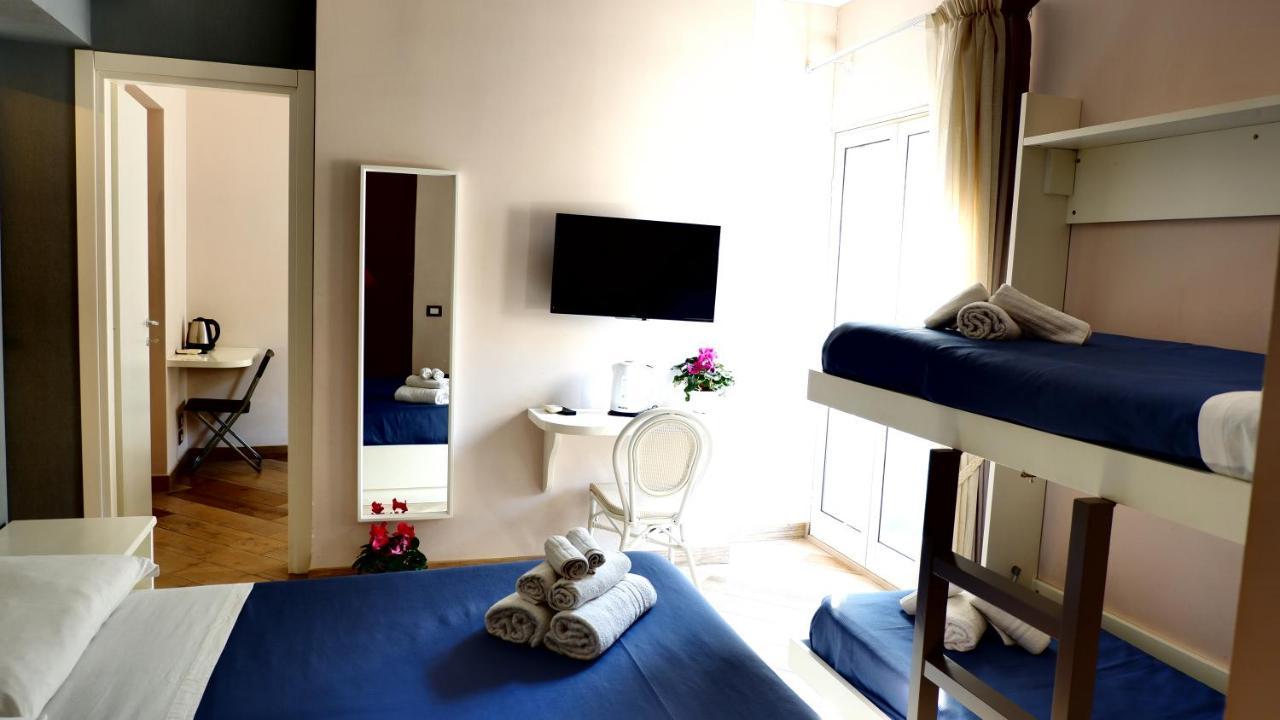 B&B Federico II เนเปิลส์ ภายนอก รูปภาพ