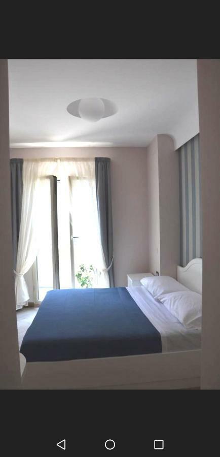 B&B Federico II เนเปิลส์ ภายนอก รูปภาพ